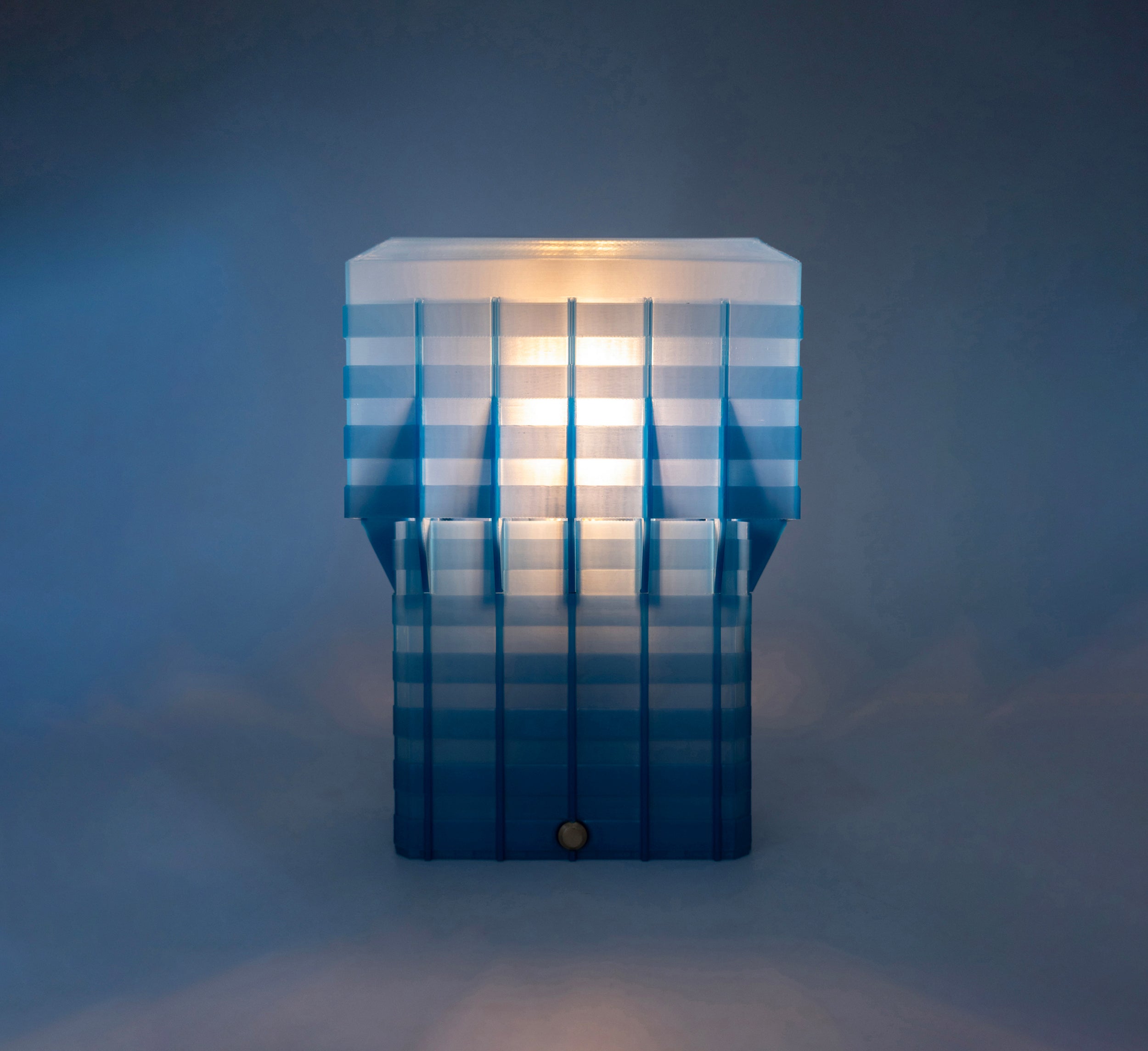 Lampada di design Velaskina al buio SuperForma